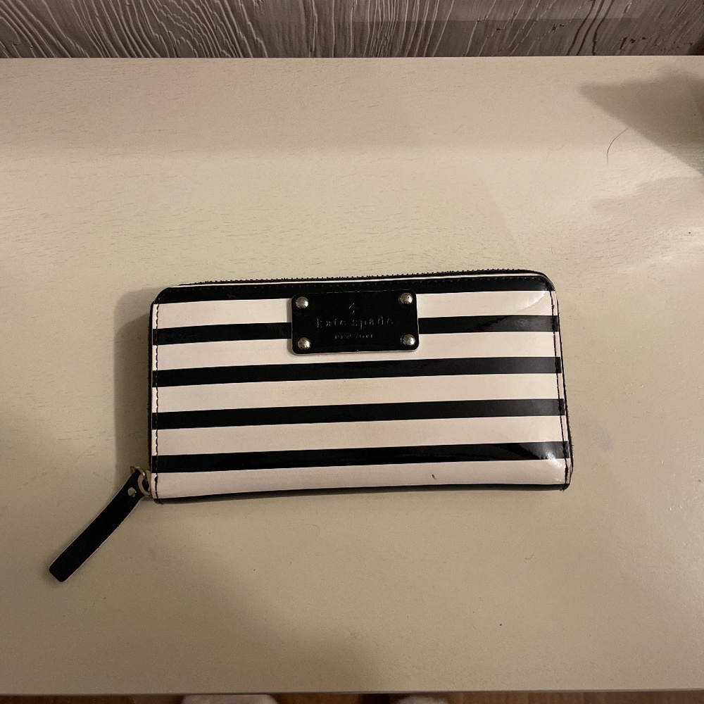Kate spade wallet